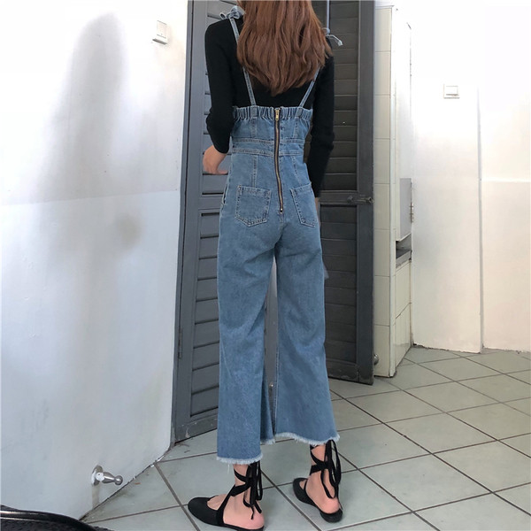 Salopeta de dama din denim cu bretele subtiri - model lat