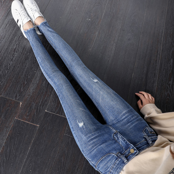 Blugi dama model Slim in trei culori