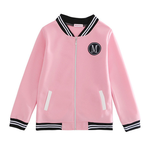 Дамско спортно-ежедневно яке с емблема