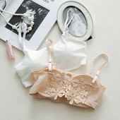 Дамски сутиен в два цвята с дантела