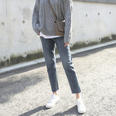 Дамски дънки в няколко цвята - прав модел