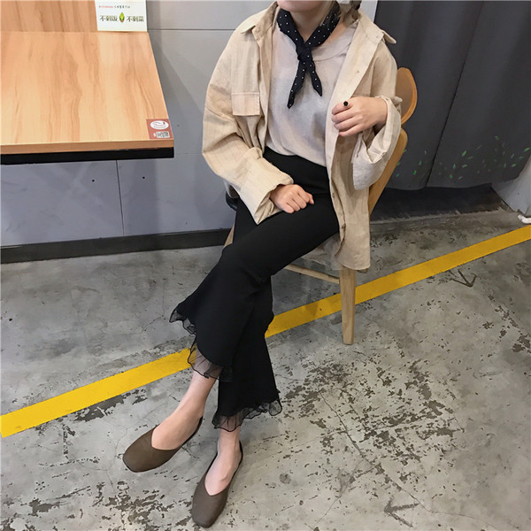 Fekete női nadrág széles modellje