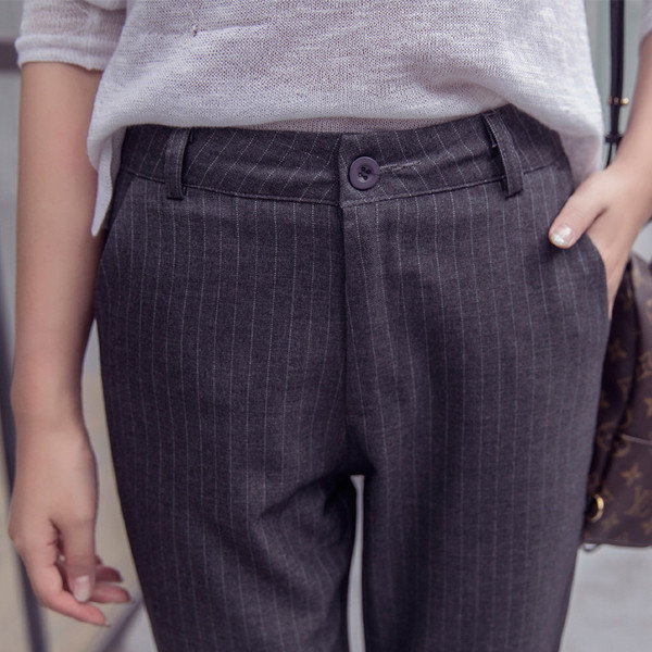 Stílusos női nadrág szürke és fekete színben