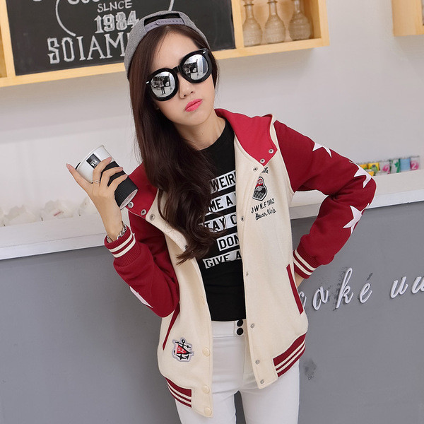 Дамско яке модел Slim с надпис и щампа