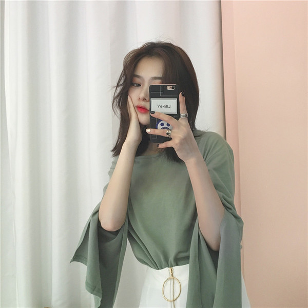 Μοντέρνα γυναικεία μπλούζα με μανίκια λωτού σε διάφορα χρώματα