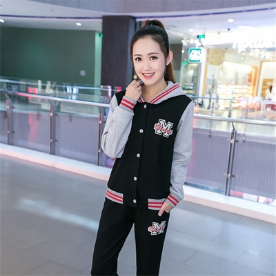 Дамски спортен комплект в три цвята