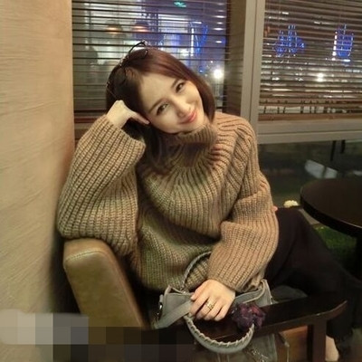 Pulover gros de dama in doua culori