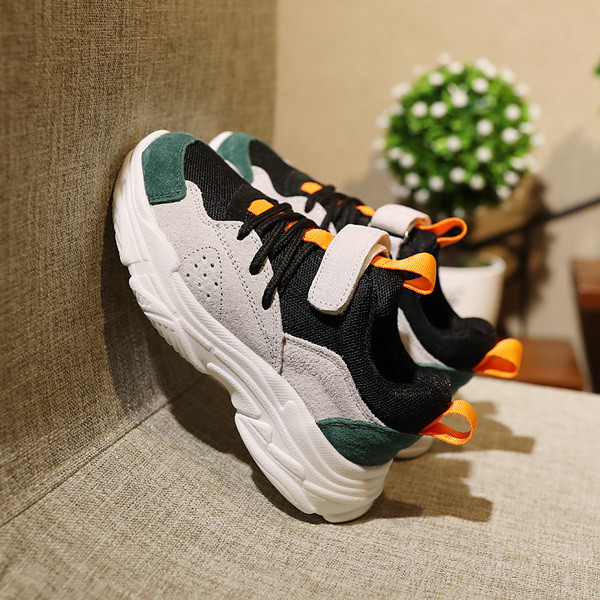 Παιδικά πάνινα παπούτσια για αγόρια σε τρία χρώματα