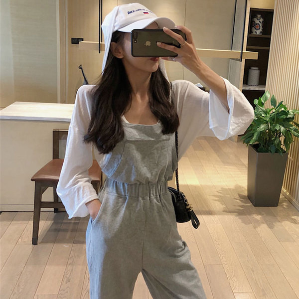 Salopetă casual de damă, cu bretele subțiri și spate gol, în gri și negru