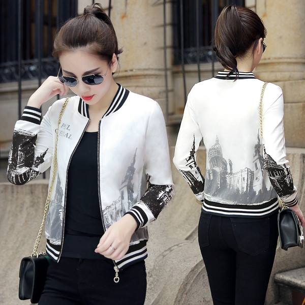 Geaca eleganta de dama cu imprimeu in culoare deschisa