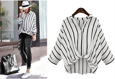 Спортно-елегантна дамска раирана риза в два цвята