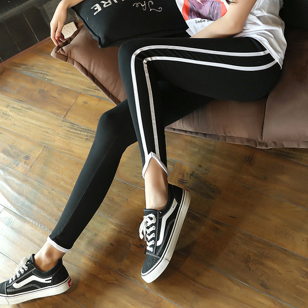 Napi női leggings három színben, fehér szegéllyel