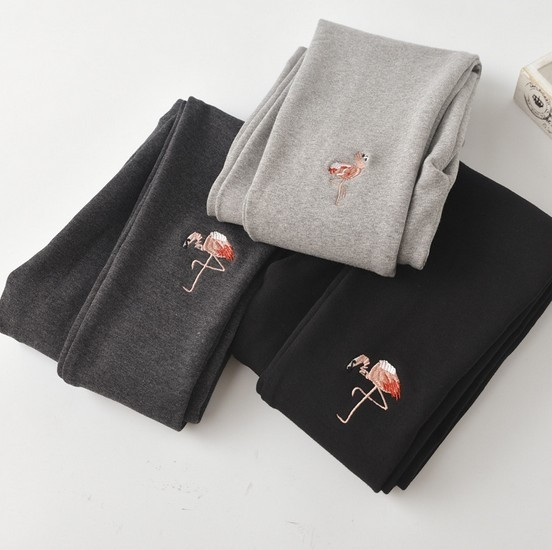 Jambiere dama in trei culori cu broderie