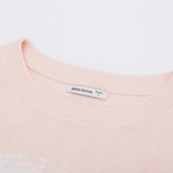 Bluză de damă sport-casual cu aplicație colorată în roz