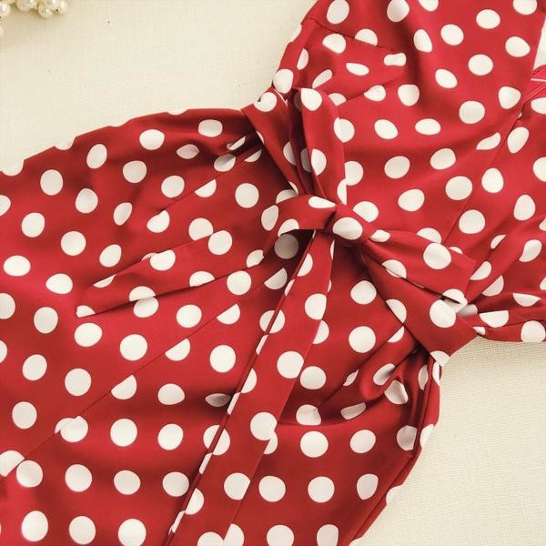 Γυναικεία ολόσωμη φόρμα  πουά σε λευκό και κόκκινο χρώμα