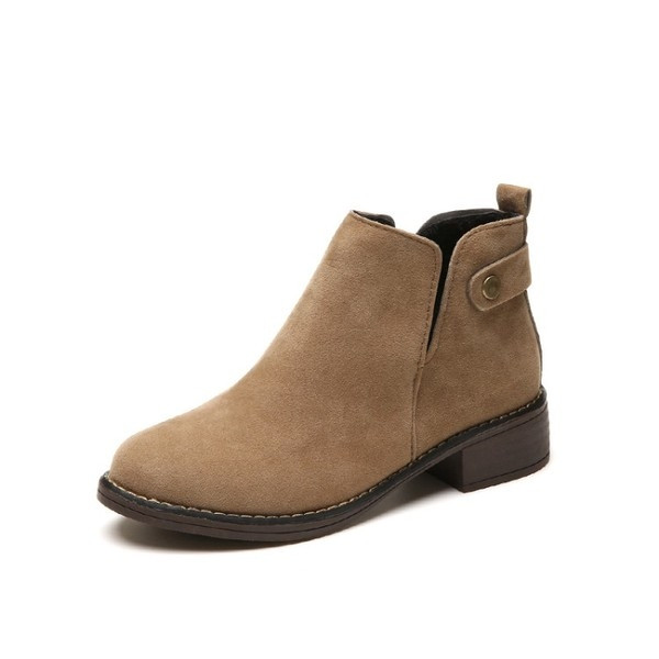 Дамски ежедневни боти в черен и кафяв цвят