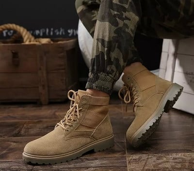 Ανδρικές μπότες σε διάφορα μοντέλα σε ελαφριά και σκούρα χρώματα