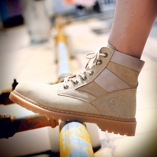 Мъжки спортно-ежедневни боти в няколко цвята