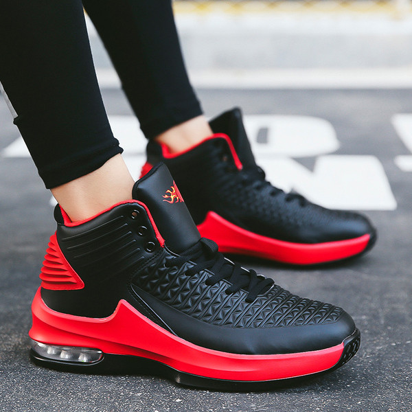 Ανδρικά αθλητικά πάνινα παπούτσια σε τρία χρώματα με κεντήματα