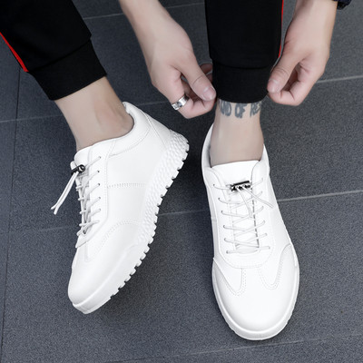 Μοντέρνα ανδρικά έκο δερμάτινα παπούτσια σε λευκό και μαύρο χρώμα