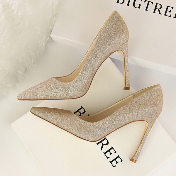 Pantofi eleganti de dama cu toc in mai multe culori