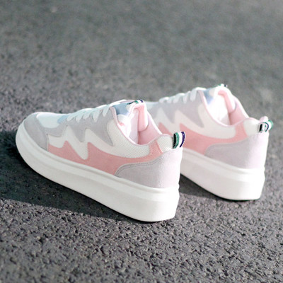 Модерни дамски кецове с висока подметка с елемент -велур