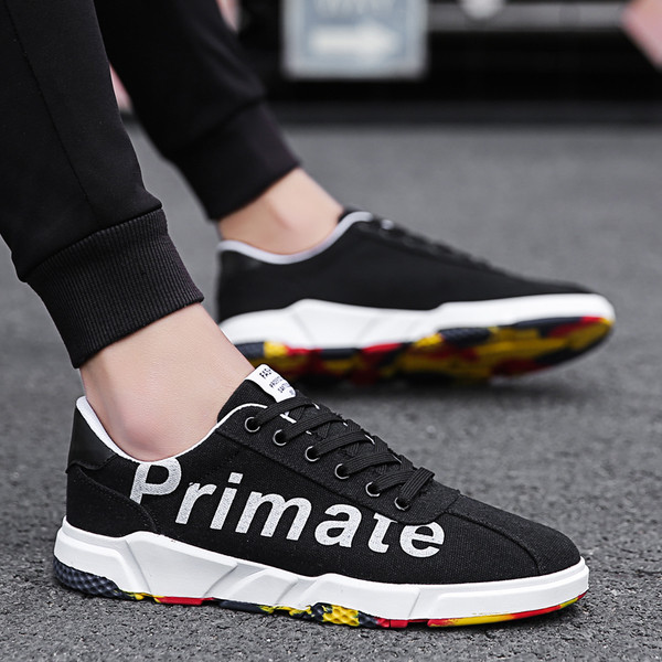 Мъжки модерни маратонки с цветна подметка в три цвята