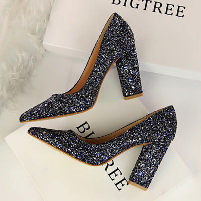 Дамски лъскави обувки с висок ток в няколко цвята