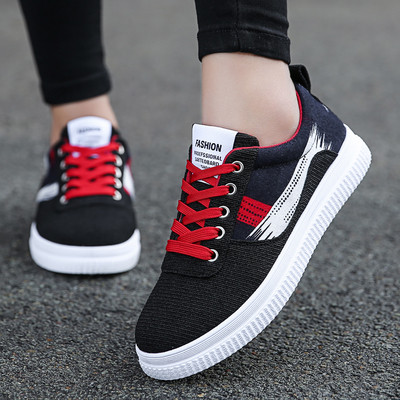 Свежи дамски кецове с цветни връзки в няколко цвята 