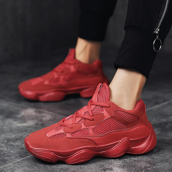 Леки дишащи мъжки маратонки в три цвята