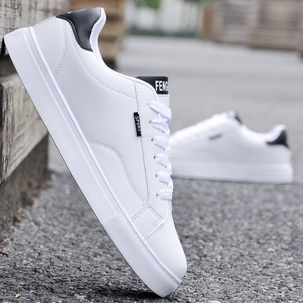 Мъжки ежедневни маратонки в бяло и черно