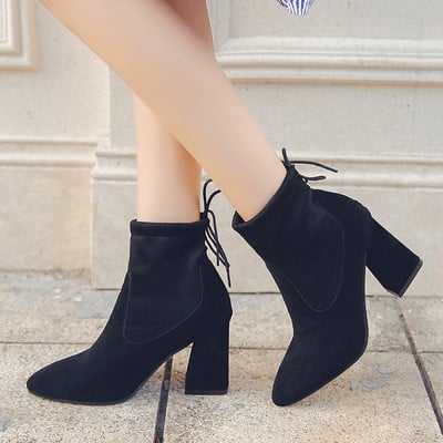 Γυναικείες μπότες σουέτ με μαύρο και καφέ χρώμα