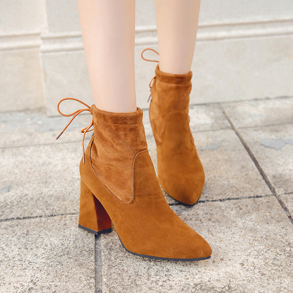 Дамски боти от велур с ток в черен и кафяв цвят