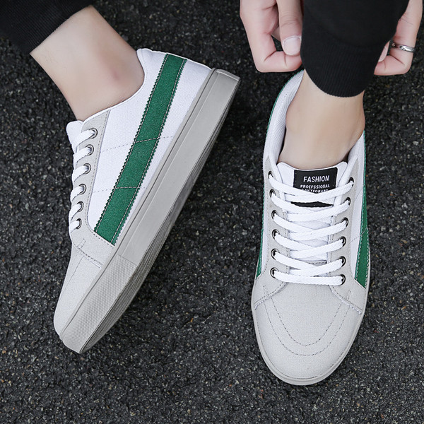 Модерни ежедневни кецове в три цвята