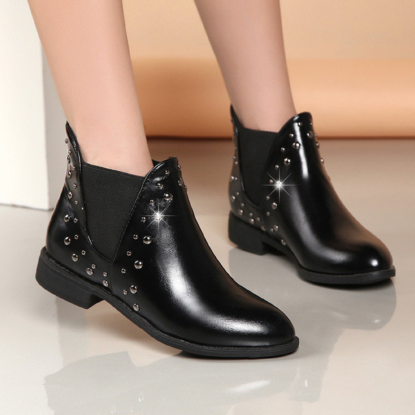 Дамски боти с метални капси в черен и червен цвят