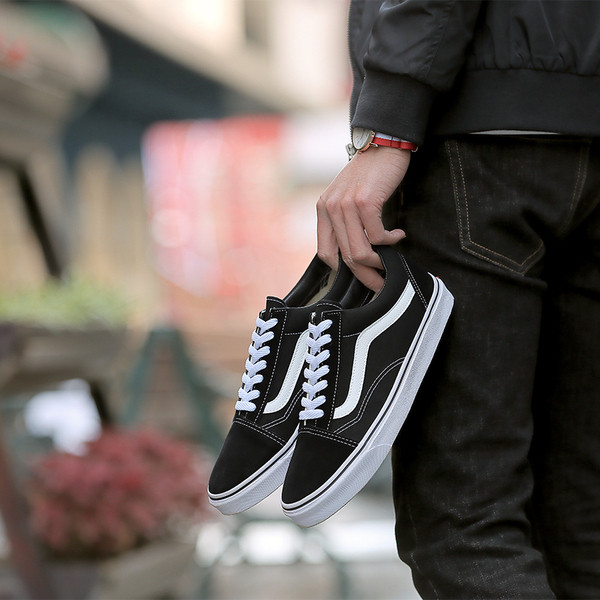 Мъжки ниски спортни кецове