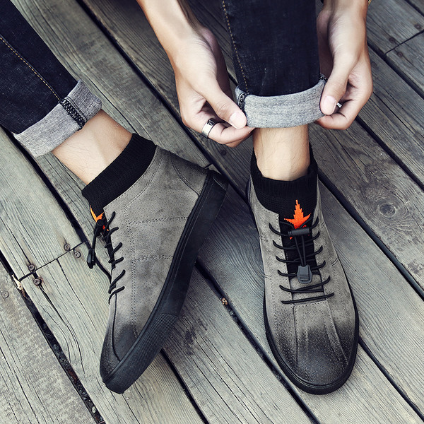 Мъжки спортни кецове с еластични връзки в два цвята