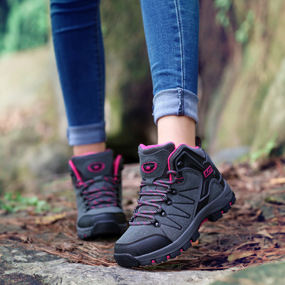 Дамски и мъжки спортно-ежедневни маратонки в два модела