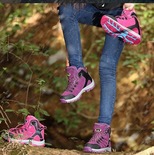 Дамски и мъжки спортно-ежедневни маратонки в два модела