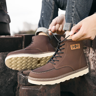 Мъжки топли и удобни обувки за есента и зимата в два модела