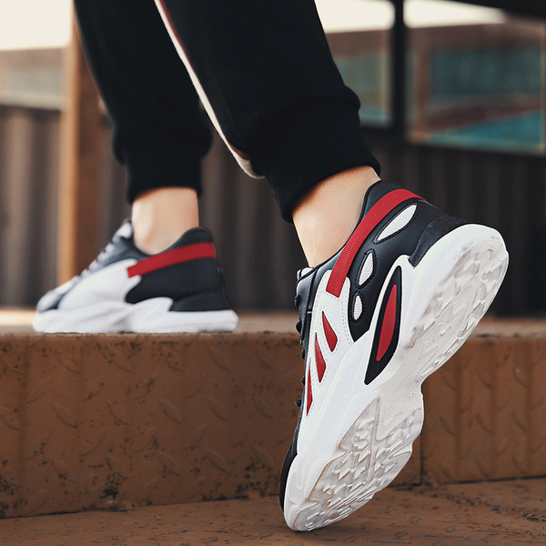 Удобни спортни мъжки маратонки в три цвята