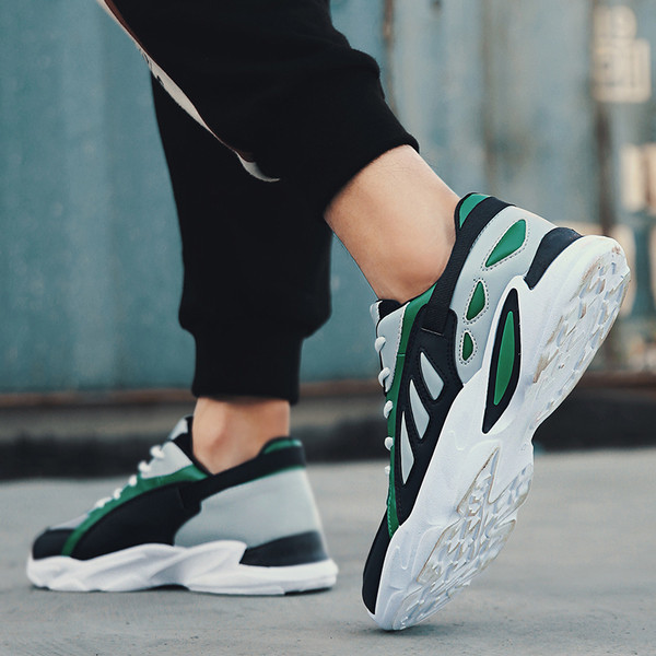 Удобни спортни мъжки маратонки в три цвята