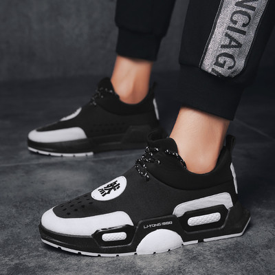 Нов интересен модел мъжки маратонки в три цвята