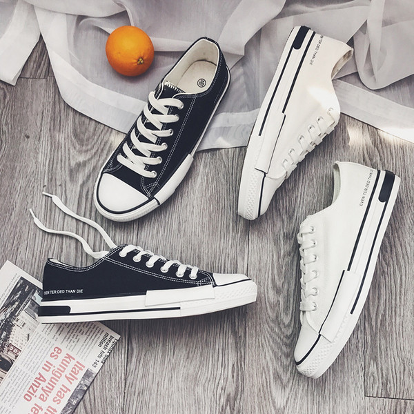 Мъжки ежедневни кецове в бяло и черно