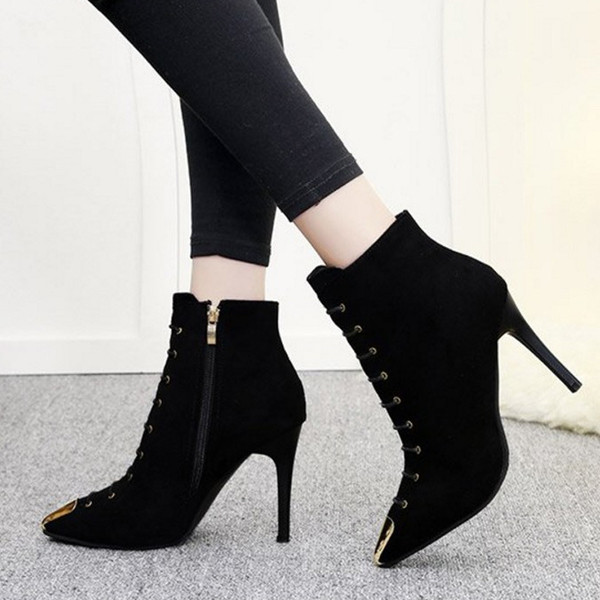 Модерни дамски боти с тънък ток в три цвята