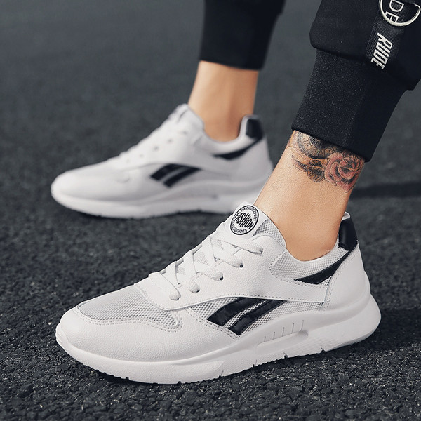 НОВ модел дишащи мъжки маратонки в два цвята