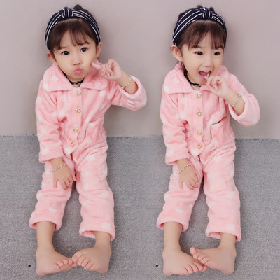 Pijamale copii pentru fetita cu aplicatii in alb si roz