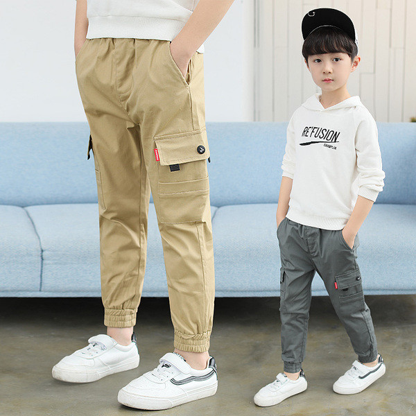 Παιδικά παντελόνια σε διάφορα χρώματα για αγόρια