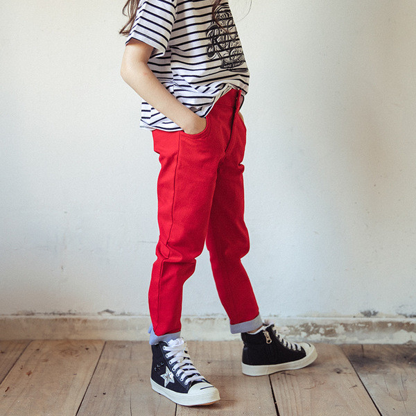 Pantaloni copii pentru o fata in roz