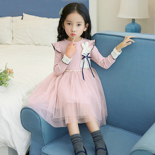 Модерна детска рокля с 3D елемент и тюл в розов цвят 